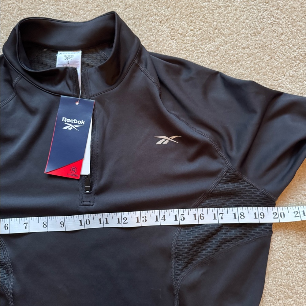 NWT Reebok part Mesh Black Performance Top Size Large